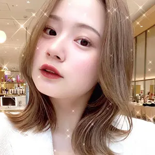 ミディアム 韓国くびれレイヤー 🇰🇷はづきのヘアスタイル