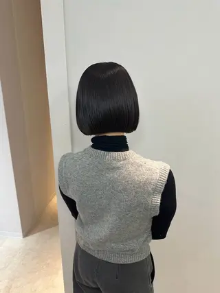 ミディアム カラー ayano / 透明感・くすみカラーのヘアスタイル