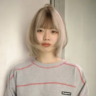 ミディアム カラー 梅田のブリーチ特化 美容師KAI🥰のヘアスタイル
