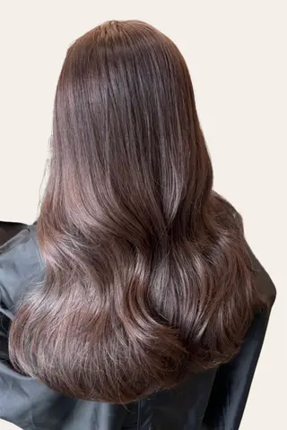 ロング ニワ/レイヤーカット /透明感カラー💎のヘアスタイル