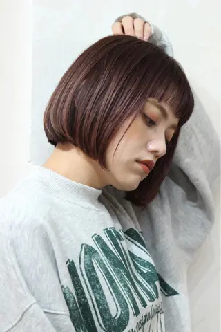 ミディアム KANA/ボブ/ インナーカラー/艶髪のヘアスタイル