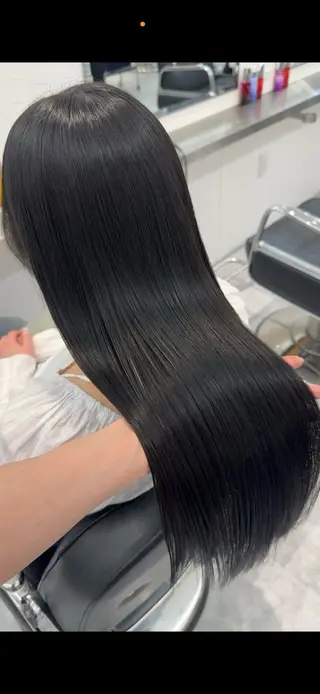 ロング カラー Parve  Mix 🫧梶川虹のヘアスタイル