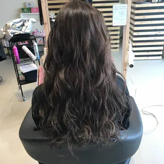 ロング カラー 大久保 隆蔵のヘアスタイル