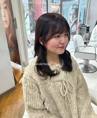 ミディアム カラー ありむらもえ/ インナーカラーのヘアスタイル