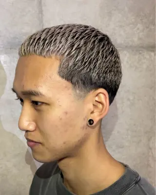 ショート メンズ GAKU 岳人のヘアスタイル