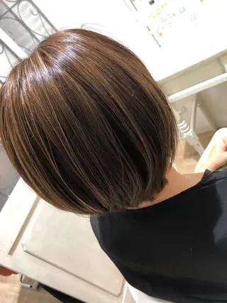 ショート カラー -5歳大人ﾊｲﾗｲﾄ ✨津嘉山のヘアスタイル