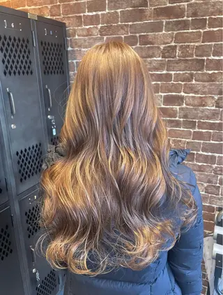 ロング 韓国カット/透明感 Re.Labo岡本のヘアスタイル