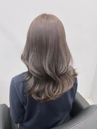 セミロング カラー 顔周り似合わせ・巻け るレイヤー水谷航大のヘアスタイル