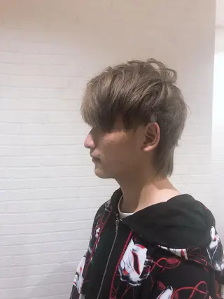 カラー メンズ 岩永 梨玖のヘアスタイル