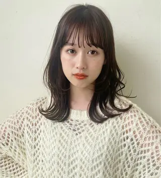 カラー 大西 杏依のヘアスタイル