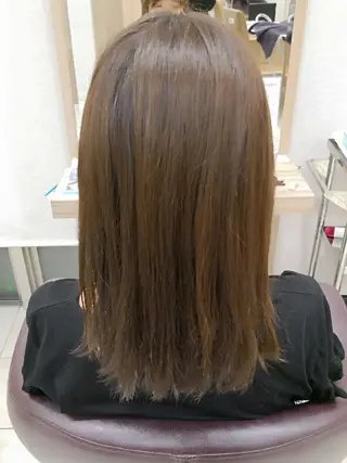 セミロング 🩶ハイライトカラー 🩶ASH西葛西鈴木のヘアスタイル