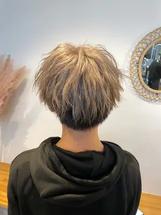 カラー メンズ KOTOMI .のヘアスタイル