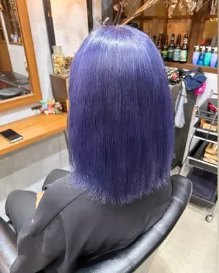 ミディアム ヒナ子🦋 ブリーチカラーのヘアスタイル