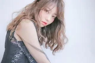 ミディアム カラー beauty: beast 大町店のヘアスタイル