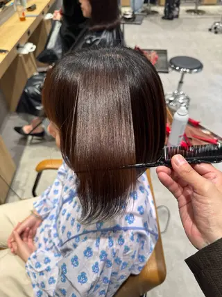 ミディアム カラー 須田 柚希のヘアスタイル