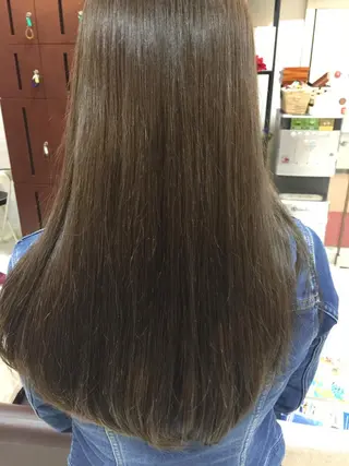 カラー 💜ツヤヘアケア🩷 サトウシュンスケのヘアスタイル