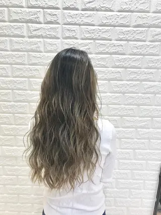 セミロング D.log 大和西大寺店所属・川崎 雅大のヘアスタイル