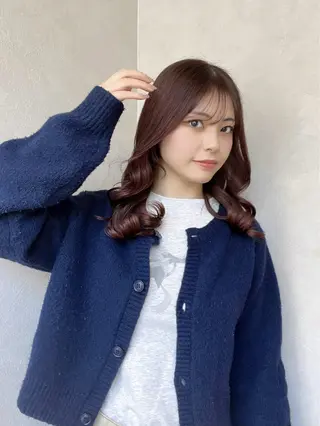 ミディアム 濱野 梨奈のヘアスタイル
