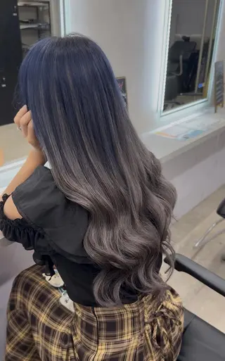 ロング カラー extension d.cのヘアスタイル