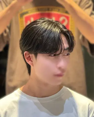 ショート パーマ メンズ YUKI🇰🇷 カルマ／ダウンパーマのヘアスタイル