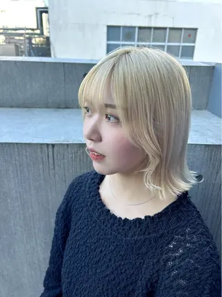 セミロング ぱつっとボブ/Wカラ ー/ことこ🍒のヘアスタイル