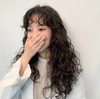 ロング パーマ 内田 海香のヘアスタイル