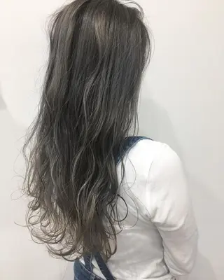 ロング カラー tipi 香椎・千早のヘアスタイル