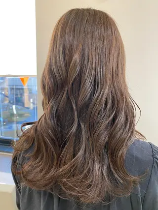 セミロング 長井 麻帆のヘアスタイル