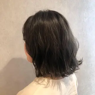 ミディアム カラー ヘアアレンジ 雪本 愛のヘアスタイル