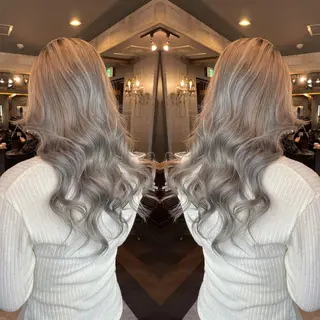 ロング カラー KIRA✩.*˚小川 仁美のヘアスタイル