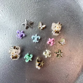 ネイル nail salon e'mu💐のネイルデザイン