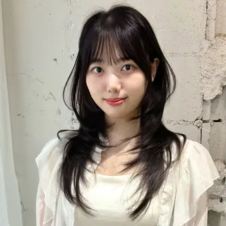 ロング 🌹ハッシュカット、 レイヤー韓国ヘア🌹のヘアスタイル