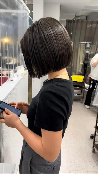 ショート レイヤーカット 早崎太生のヘアスタイル