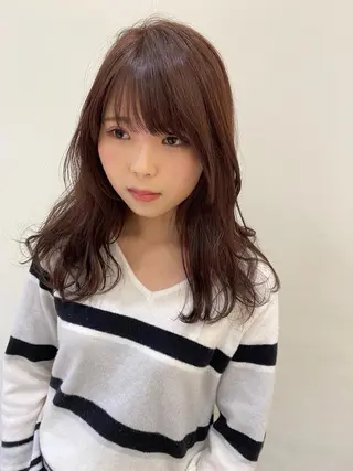 セミロング カラー 艶 透け感カラー 似合わせ 齊木 勇人のヘアスタイル