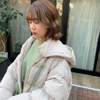 ミディアム カラー レイヤー/顔周り /AKARIのヘアスタイル