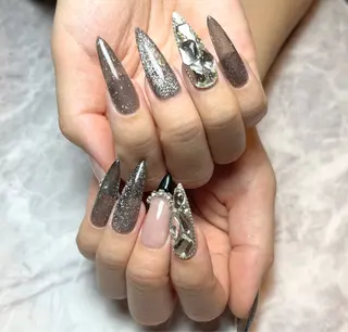 ネイル 7nail所属・なんば7nail YUZUHAのネイルデザイン