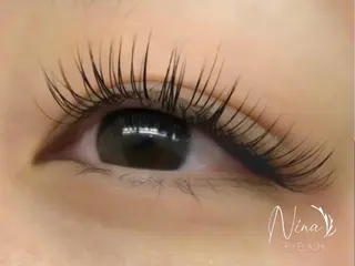 マツエク・マツパ Nina EYELASH所属・eyelist Lisa🎀のマツエク・マツパデザイン