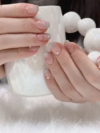 ミディアム ネイルサロンジーエム所属・ネイルサロン ジーエムのネイルデザイン