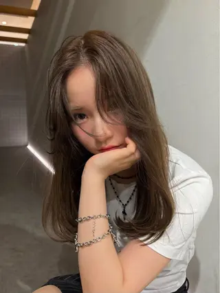 セミロング 内村 太陽のヘアスタイル