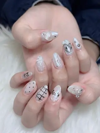 ネイル Lumi Nail 新大久保3‘のネイルデザイン