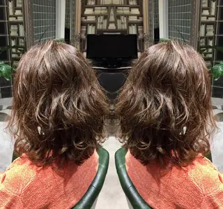 ミディアム カラー パーマ ヘアアレンジ tocca所属・毎月通える価格♪ 杉本真基のヘアスタイル