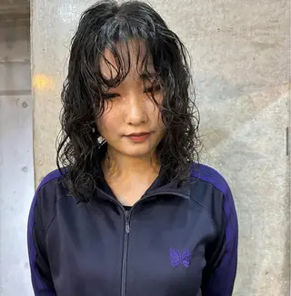 ミディアム カラー パーマ ヘアアレンジ メンズ キッズ デザインパーマ ハイライトIkumiのヘアスタイル