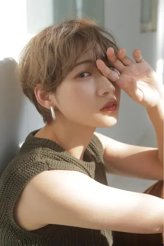 ショート カラー 保子 祐里香のヘアスタイル