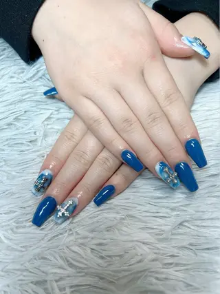 ネイル シェヌネイル JURAのネイルデザイン