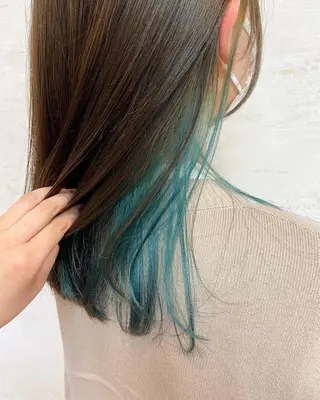 ロング カラー 上田 和紀子のヘアスタイル