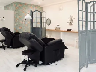 高浪 まり絵のマツエク・マツパデザイン