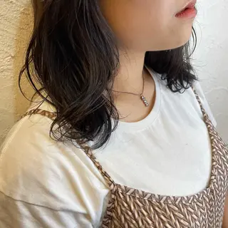 ミディアム カラー 上原 麻彩のマツエク・マツパデザイン