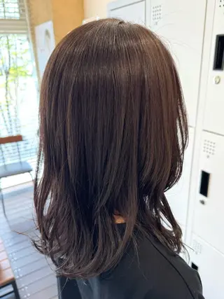 セミロング 八木 菜美のヘアスタイル