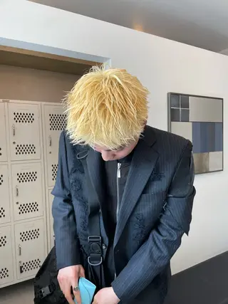 ショート qulim所属・qulim【クリム】 /ハイトーン/海音のヘアスタイル