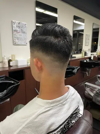ショート メンズ 坪田 龍樹のヘアスタイル